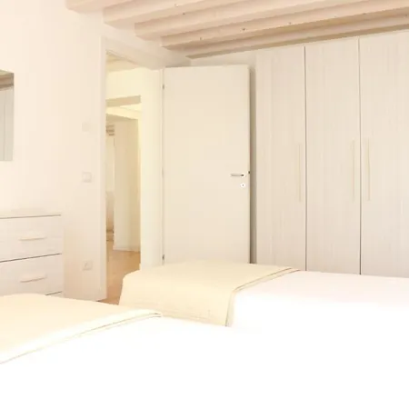 Locazione Turistica Aquila 2 Apartment Verona