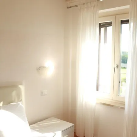 Locazione Turistica Aquila 2 Apartment *